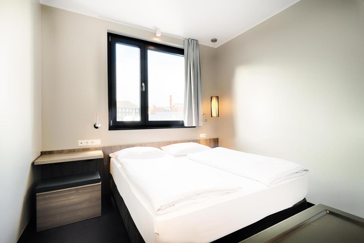 Nuernberg-plaerrer 3*